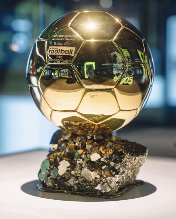 Золотой мяч Криштиану Роналду в музее CR7 на Мадейре